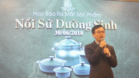 Sứ Minh Long: Cuộc “cách mạng” từ chiếc nồi đất