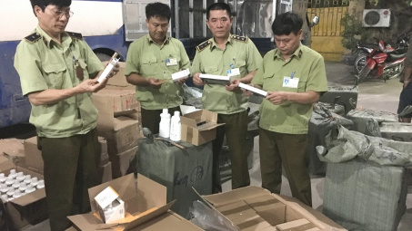 Chặn đứng gần 2.000 sản phẩm mỹ phẩm nhập lậu 