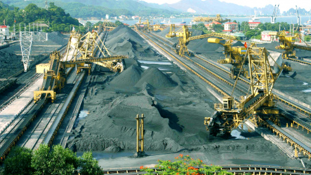 Lượng than tồn kho của TKV giảm mạnh trong 6 tháng đầu năm