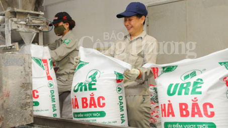 Vinachem: Giá trị sản xuất 6 tháng đầu năm tăng 10%