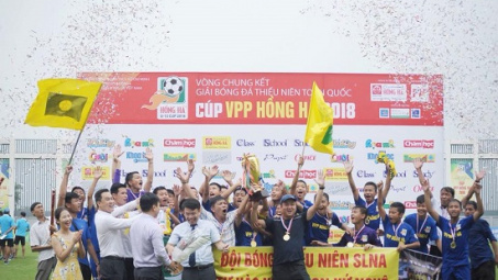 Giải bóng đá Thiếu niên toàn quốc 2018, Cúp VPP Hồng Hà đã có chủ