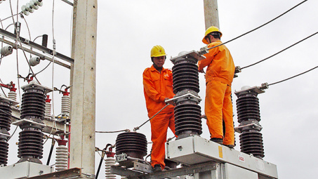 EVNNPC: Đảm bảo cung ứng điện an toàn, đầy đủ cho khách hàng