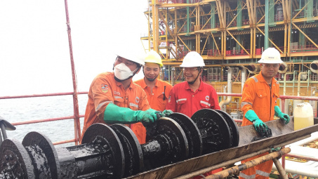 Vietsovpetro: Gần 3,5 triệu USD đem lại từ các sáng kiến, cải tiến kỹ thuật trong 6 tháng