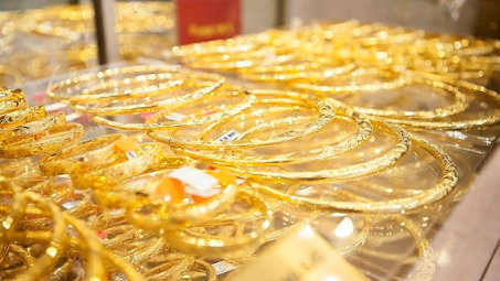 Giá vàng trong nước và thế giới đồng loạt giảm