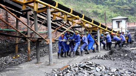 Than Nam Mẫu: Đưa băng tải B650 vào hoạt động, chấm dứt vận tải than bằng ô tô tại khu vực