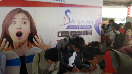 Hơn 1.500 việc làm cho sinh viên và người lao động