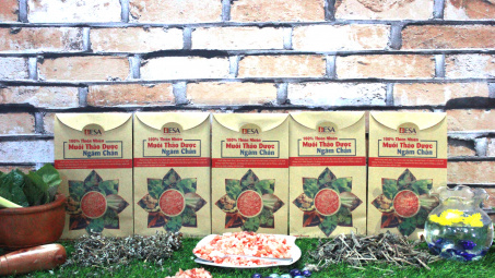 Muối hồng thảo dược ngâm chân Hesa “xoa dịu” cuộc sống 