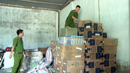 Quảng Ninh bắt giữ hàng chục vạn bao thuốc nhập lậu, trị giá hơn 6 tỷ đồng