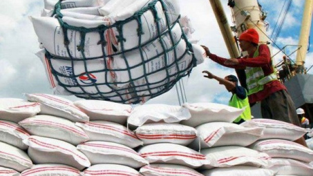 Philippines cho phép nhập khẩu gạo "không rào cản"