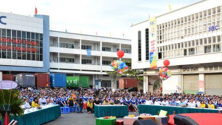 May Nhà Bè sôi nổi thi đua sản xuất đầu năm với thông điệp "Sáng tạo & Phát triển"