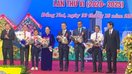 Vinh dự nhận bằng khen Đại hội Thi đua Yêu nước Đồng Nai lần VI