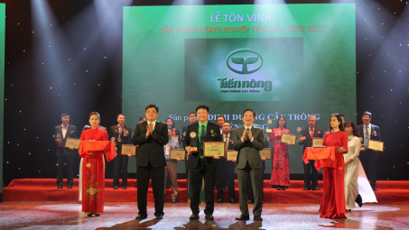 Tiến Nông tự hào 4 năm liên tiếp được vinh danh sản phẩm nông nghiệp Việt Nam tiêu biểu