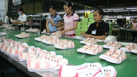 Bình Dương có đường dây nóng bảo vệ người lao động