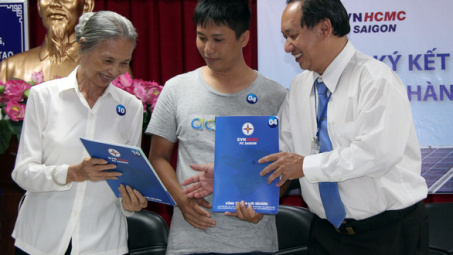 Người dân TP.HCM lắp điện mặt trời sắp được trả tiền điện