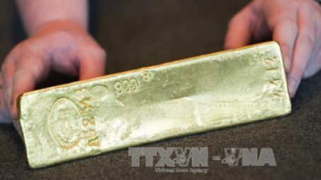 Giá vàng đi xuống ngày 2/2