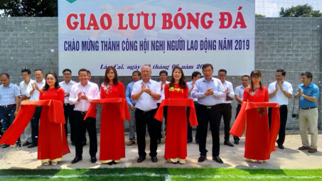 Công ty cổ phần DAP số 2 khánh thành sân bóng đá mini cho người lao động