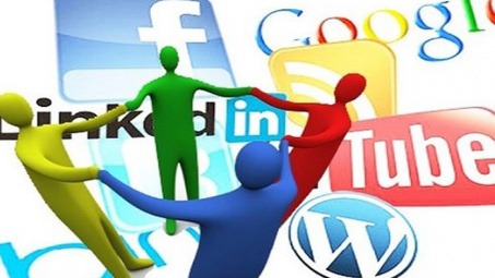 Cán bộ, công chức khi tham gia mạng xã hội sẽ phải dùng họ tên, ảnh thật và công khai nơi công tác