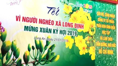 Phân bón Bình Điền tặng quà Tết 98 hộ nghèo huyện Cần Đước