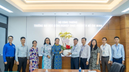 HUFI: Đảng ủy khối Cơ sở Bộ Công Thương tại TP.HCM chúc mừng nhân ngày Nhà giáo Việt Nam