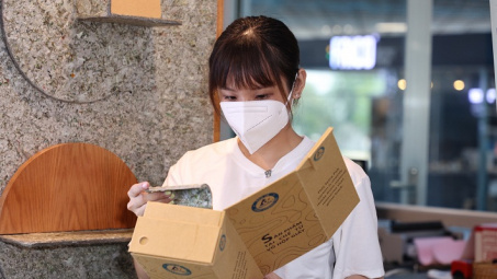 Tái khởi động chương trình thu gom vỏ hộp giấy tại các siêu thị Mega Market ở Hà Nội  và TP. Hồ Chí Minh