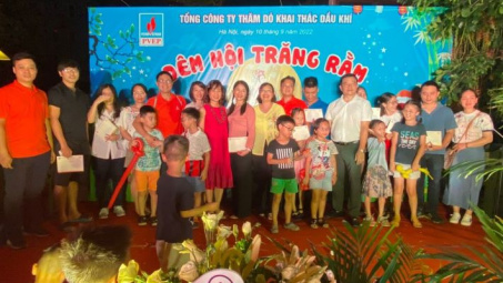 PVEP: Trung thu ấm áp, yêu thương với thiếu nhi con em CBNV