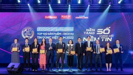 Năm 2022: Mua sắm trực tuyến, thanh toán không tiền mặt tăng mạnh