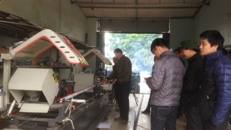 Vĩnh Phúc: Nghiệm thu đề án: “ Hỗ trợ kinh phí đầu tư máy móc thiết bị tiến tiến trong sản xuất cửa nhôm”