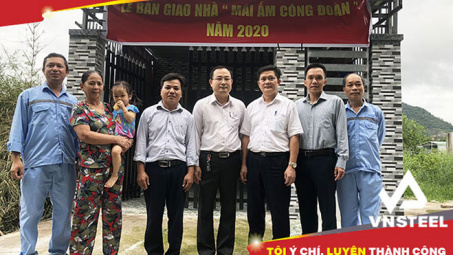 Tấm lá Phú Mỹ trao mái ấm, gửi yêu thương