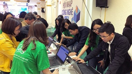 iPub, nền tảng để thiết kế và phân phối sách kỹ thuật số