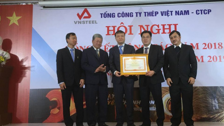 Thép miền Nam: Vì người lao động, cùng người lao động