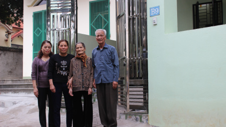 Mái ấm đầu năm