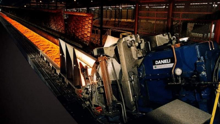 Phân xưởng Cơ điện Thép Miền Nam- VNSTEEL: “muôn người như một”