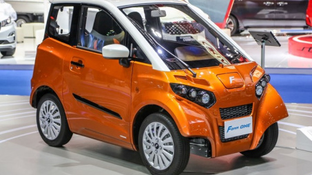 Giống như xe máy điện VinFast Klara, ô tô điện lội nước “made in” Nhật đã ngấp nghé Việt Nam