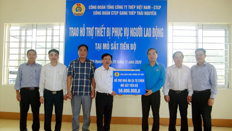 Mỏ sắt Tiến Bộ đã có nhà ăn ca tự chọn