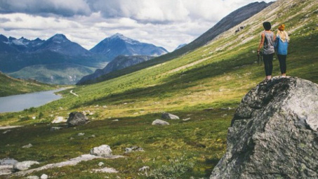 Đông lạnh có "gấu" đừng làm điều này trên Facebook nếu không muốn tan vỡ cuộc tình