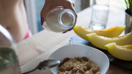 Ngừng dùng sữa có nguy hiểm?