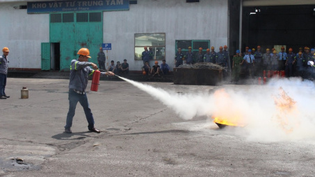 Thép Việt - Sing: Tập huấn phòng cháy chữa cháy