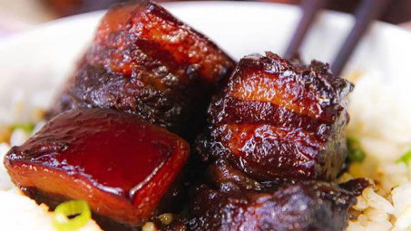 Giữa tâm dịch tả lợn châu Phi, thịt lợn kho tầu vẫn… đưa cơm