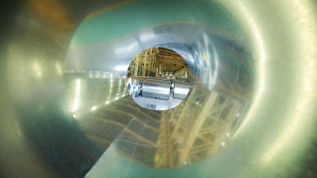 Tôn Phương Nam: 25 năm che chở mọi công trình