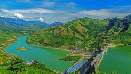Thủy điện Sơn La: Cung đàn mùa xuân