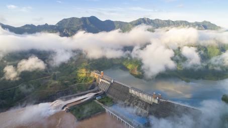 Những người hùng bình dị trên công trình Thủy điện Sơn La