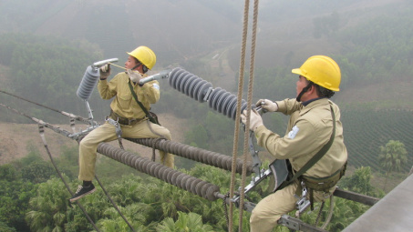 Được Fitch xếp hạng tín nhiệm BB, EVNNPT dễ dàng huy động vốn quốc tế