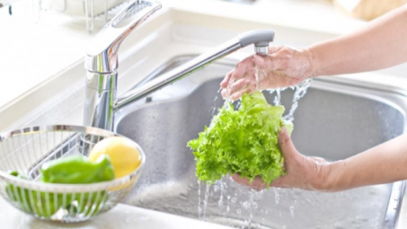 Cách rửa rau củ quả đúng cách
