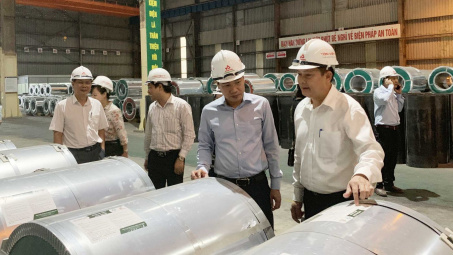 CĐCTVN nắm bắt tình hình hoạt động tại Công đoàn Thép