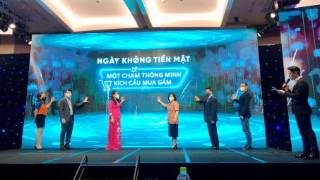Hà Nội: Kích hoạt “Ngày không dùng tiền mặt năm 2021”