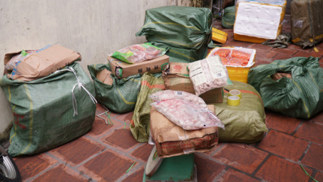 Hà Nội: Phát hiện gần 5 tấn thực phẩm không rõ nguồn gốc chuẩn bị tuồn ra thị trường để tiêu thụ