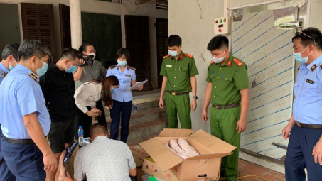 Hà Nội: Siết chặt kiểm tra, ngăn chặn thực phẩm “bẩn” trà trộn dịp cuối năm