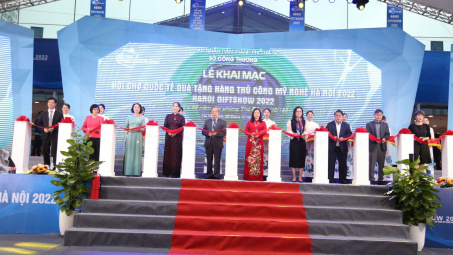 Khai mạc Hội chợ quốc tế Quà tặng hàng thủ công mỹ nghệ Hà Nội 2022