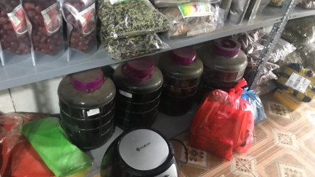 Hà Nội: Tạm giữ 645 lít rượu không rõ nguồn gốc xuất xứ