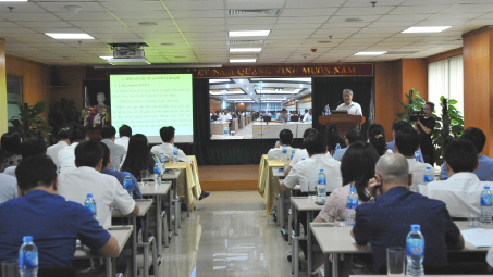 Vinataba: Tổ chức hội nghị chuyên đề bồi dưỡng lí luận chính trị về hội nhập quốc tế và chủ nghĩa yêu nước